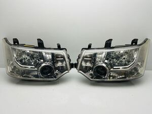 割れ無 三菱 デリカD:5 / D5 CV5W CV1W CV2W CV4W 純正 HID ヘッドライト 左右セット バラスト バーナー付 KOITO 100-87918 (A210)