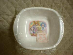 【 ドキドキプリキュア 多用鉢 】 新品 即決 レンジOK プリキュア 食事 皿 食器 日本製