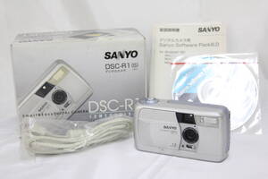 【返品保証】 【便利な単三電池で使用可】サンヨー SANYO DSC-R1 元箱付き コンパクトデジタルカメラ v8148