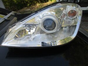 ■■中古パーツ■■W169 Aクラス　ヘッドライト　左側　 HID バラスト付き　着払いのみ