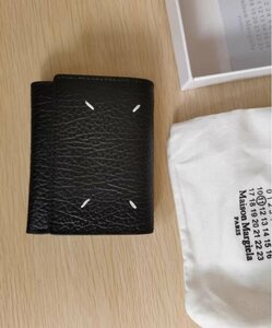 送料無料　マルタンマルジェラ　Maison Margiela　メンズ　三つ折り財布　ウォレット　小銭入れあり　本革　牛革　1793