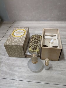 SHISEIDO 資生堂　花椿　フレグランスボトル　ガラス製未使用品