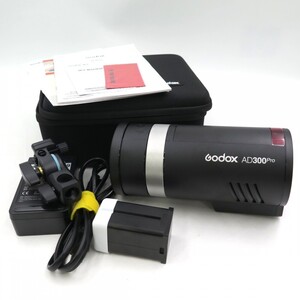 1円〜 2.godox AD 300Pro フラッシュストロボ 通電のみ確認済 ケース付 現状品 y139-3346531【Y商品】