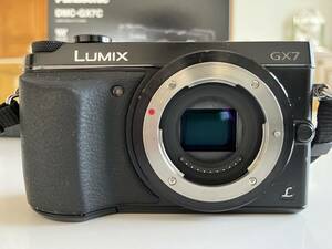 ★中古★パナソニック Panasonic LUMIX DMC-GX7(ブラック)　ボディ、箱付