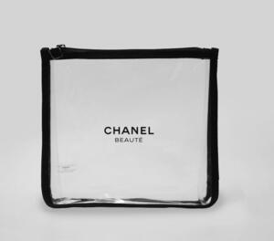 ch102 新品未使用本物　シャネル CHANEL　ノベルティクリアポーチ