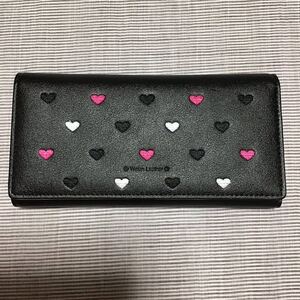 難あり　長財布 黒にハートの刺繍　合皮　レディース　未使用保管品