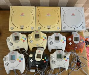 SEGA セガ Dreamcast ドリームキャスト 本体HKT-3000、3本，コントローラー HKT-7700、7点，現状品