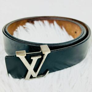 美品 ルイヴィトン LOUIS VUITTON ベルト メンズ LVロゴ バックル シルバー金具 レザー 本革 ブラック 黒 ウエスト:82〜92cm 式 パーティ