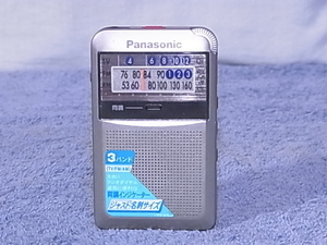  Panasonic 【RF-NA20】 通電確認を行い ラジオ受信します ジャンク扱い 管理 22110578
