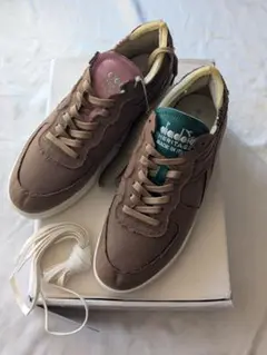 新品未使用　DIADORA HERITAGE　サイズ28cm スニーカー