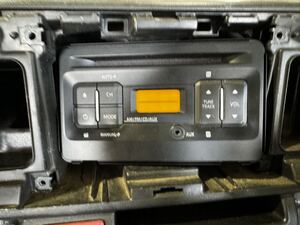 (32) カーステレオ CDプレーヤー SUZUKI clarion PS-3567 39101-63R00 CD FM/AM オーディオ 本体のみ 簡易動作確認済み 