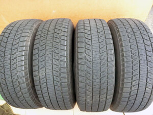 ☆２１５/７０Ｒ１６　１００Ｑ　ブリヂストン　ＤＭーＶ３　：４本　