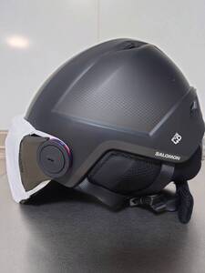 サロモン(SALOMON) スキーヘルメット スノーボードヘルメット PIONEER LT VISOR (パイオニア LT バイザー) メンズMサイズ　2022-2023モデル