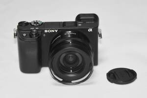 ■軽量・コンパクトな高性能　美品ＳＯＮＹα６４００（ブラック）＋ＳＥＬＰ１６５０その他付属品色々