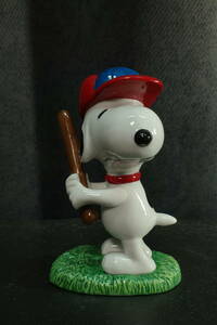 [玩具] PEANUTS SNOOPY スヌーピー 陶製置物 ベースボール 野球