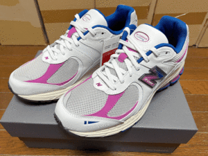 国内正規品 シーズナル限定モデル New Balance M2002RGY US8.5 26.5cm NB レザー スニーカー 白 ホワイト×ピンク×ブルー×オフホワイト