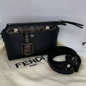 極美品 FENDI フェンディ バイ ザ ウェイ スモール 8BL145 レザーストラップ付き BY THE WAY ブラック×ダークブラウン バッグ ズッカ