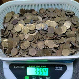 古銭、50銭、小銭、大量、容器が150gですので3200gでお願いします