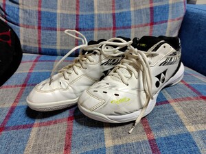 POWER CUSHION 65Z KM YONEX ヨネックス パワークッション65Z SHB65Z バドミントンシューズ 26.5cm 中古 桃田賢人モデル ホワイトタイガー