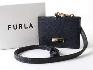 E23977 新品同様 極美品 FURLA フルラ レザー IDケース パスケース ストラップ付き 箱付き ネイビー 紺 IDカードホルダー 定期入れ