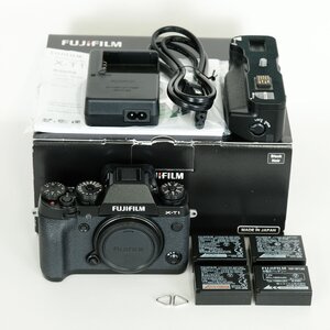 [美品｜シャッター数1,006回｜バッテリー4つ、バッテリーグリップ付] FUJIFILM X-T1 [ブラック] / 富士フイルムXマウント