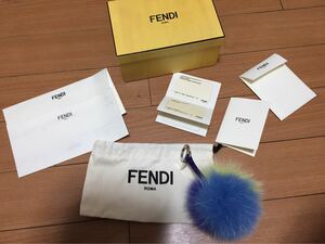 未使用 FENDI 3色 ファー ボンボン チャーム フォックス キーリング キーホルダー 高島屋