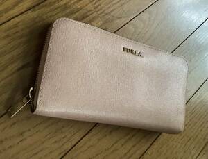 〈 FURLA 〉フルラ　長財布　ベージュ