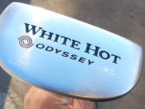 美品　特別モデル？ODYSSEY WHITEHOT#5 オデッセイホワイトホット＃5　2ドット　白抜文字♯5にドットあり　34インチ　パター　