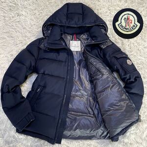 最高級!! モンクレール 『冬の主役』 MONCLER モンジュネーブル MONTGENEVRE ダウンジャケット フード ワッペン ウール ネイビー 1 メンズ