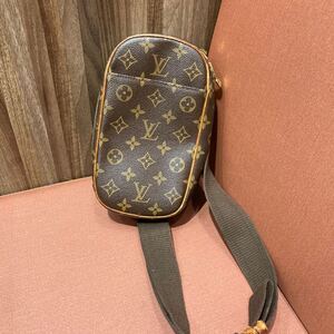 LOUIS VUITTON ルイヴィトン モノグラム ポシェットガンジュ ボディバッグ ショルダーバッグ ウエストポーチ レディース メンズ おしゃれ