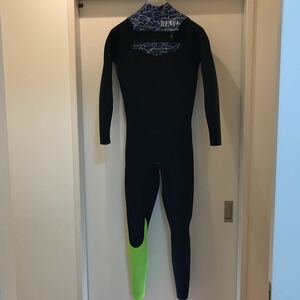 REVOLTION WET SUITS 3ミリジャージフルスーツ　レボリューション　ウエットスーツ