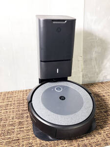 ★ 中古★iRobot アイロボット Roomba ルンバ i7 ロボット掃除機 RVB-Y1 自動ゴミ収集機 ADE-N1 クリーンベース付き【ADE-N1】E9DK