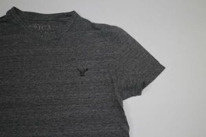 【古着美品アメリカンイーグルアウトフィッターズワンポイント刺繍Tシャツ灰色L】AMERICANEAGLE OUTFITTERSニューヨークアメカジ