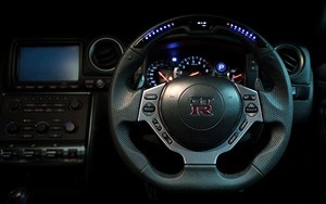 ダムド/DAMD パフォーマンスステアリング ブラックレザー DPS357-GTR ニッサン GT-R R35 MC前/前期 2007年12月～2011年11月