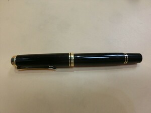 T【キ5-15】【60サイズ】▲PELIKAN ペリカン 万年筆 18C-750/ブラック/筆記未確認/ジャンク扱い/※傷汚れあり