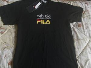 半額 FILA フィラ Tシャツ M 新品 定価３０４５円