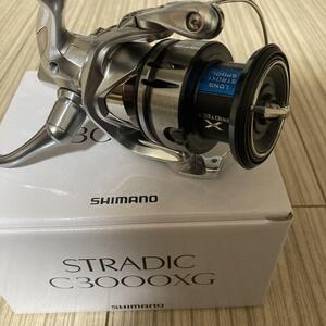 新品 正規品 シマノ(SHIMANO) 19 ストラディック 【C3000XG】 スピニングリール 釣り具 アオリイカ バス ソルト バーサタイル