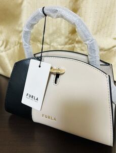 送料無料　フルラ ハンドバッグ FURLA ジェネシ　新品未使用