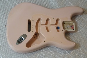 Fender Classic Series 60s Stratocaster Body Shell Pink フェンダー ストラト アルダー ボディ シェルピンク レアカラー 1999