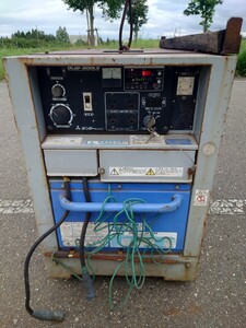 稼働時間極少！！デンヨー 溶接機 発電機 エンジンウェルダー 現状渡し 稼働時間356.0h 一発始動 引取限定