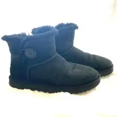 UGG アグ ムートンブーツ ブラック 黒 ボタン 24cm