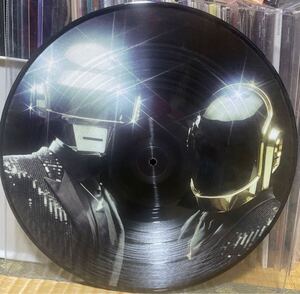 ダフトパンク DAFT PUNK GET LUCKY