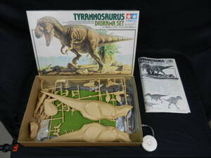 タミヤ 1/35 恐竜 ティラノサウルス 情景セット 組み立て途中 