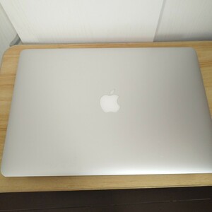 MacBook Pro (Retina, 15-inch, Mid 2015) 　傷少な目　美品　マックブック　Apple　アップル　 A1398　Corei7　メモリ16GB