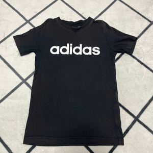 キッズ　adidas 男の子　Tシャツ　140 半袖 アディダス　ブラック　ロゴTシャツ