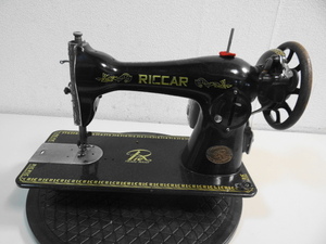 H3401　RICCAR リッカー ミシン アンティーク レトロ 黒 ブラック　モ－タ　HAPPY M-1100　動作未確認　【ジャンク品】