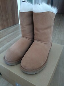 値下げ！UGG アグ ムートンブーツ　24センチ