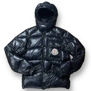 美品 MONCLER 2203 K2 2way ダウンジャケット デカロゴワッペン フード着脱可 モンクレール M-L相当 ブラック 黒 シャイニー 肉厚