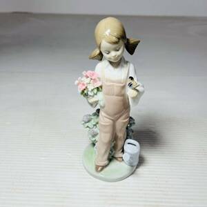 LLADRO リヤドロ「小鳥と話す少女」No.5217 フィギュリン 陶器人形