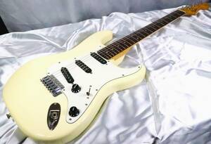 Fender フェンダー　Japan　 STMー55　ミディアムスケール　ストラトキャスター　フジゲン　成毛滋　